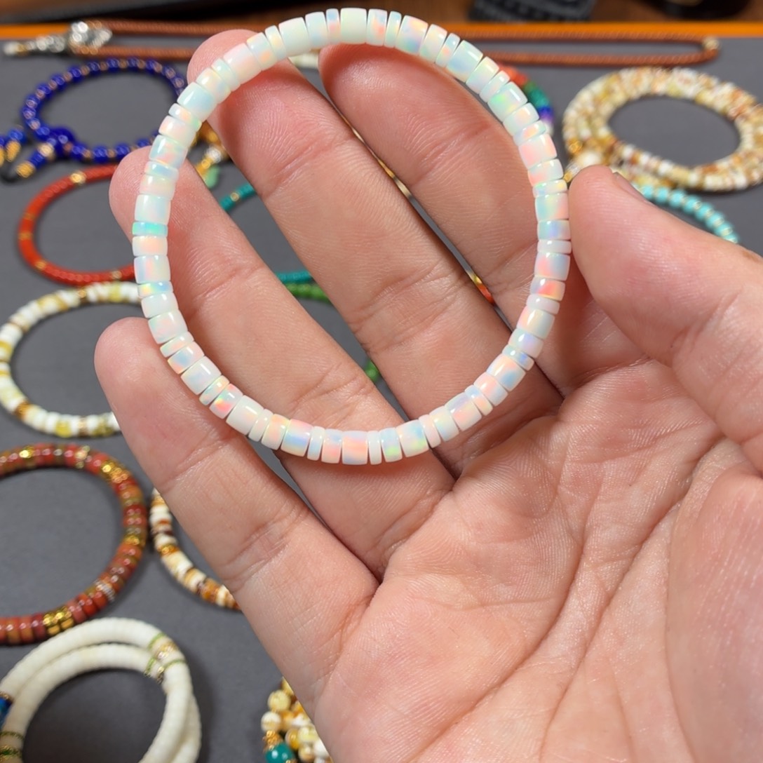 白玉菩提手串欧珀新纪元