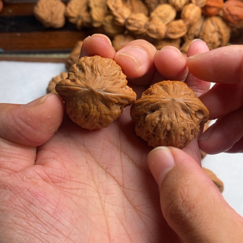 【闪购商品】文玩核桃吊坠铁锤