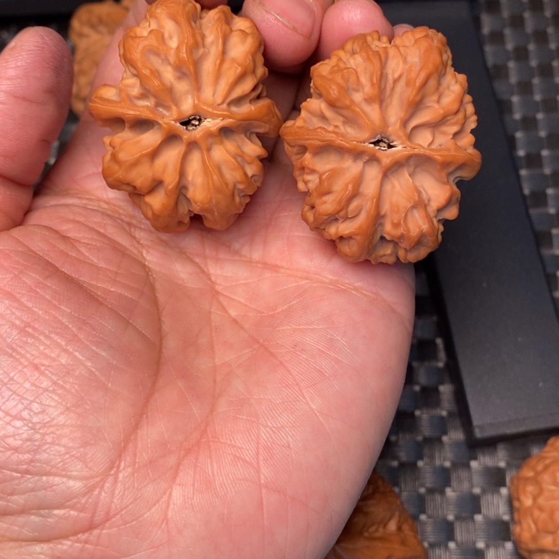 文玩核桃吊坠通****?方块