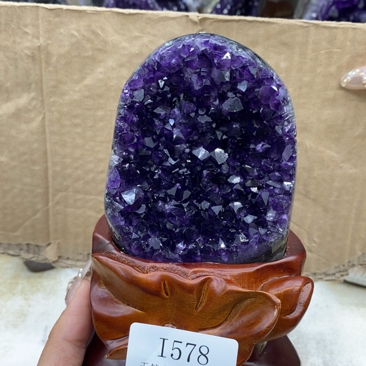 水晶大型摆件（非配饰）未镶嵌