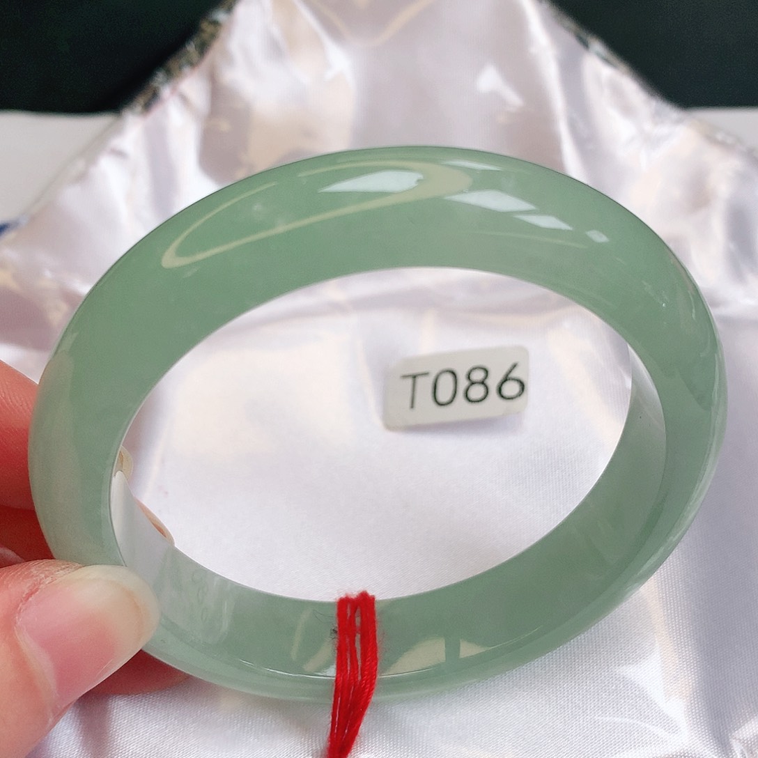 【闪购商品】翡翠手镯未镶嵌缅甸天然a货翡翠