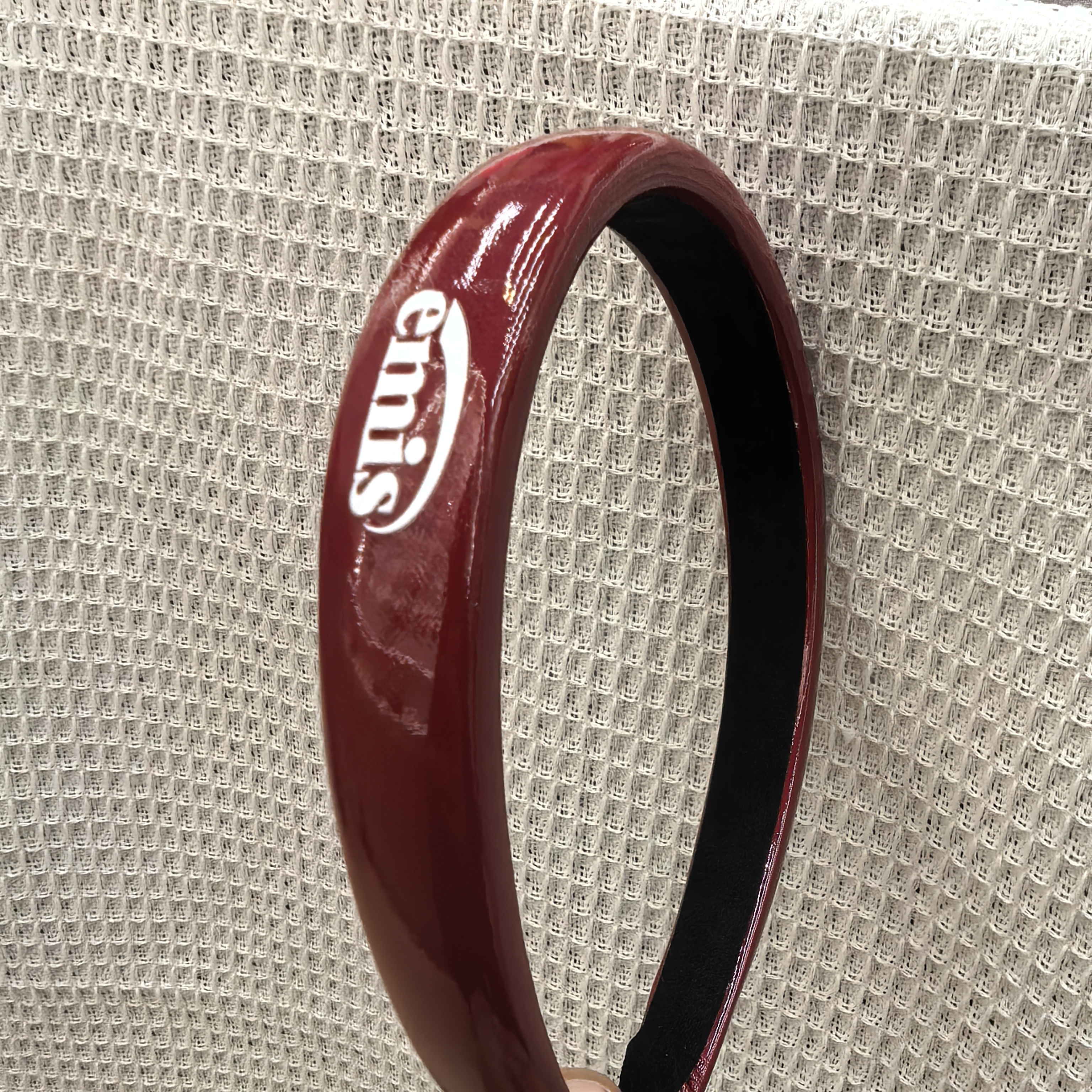 A439红色皮皮字母泡菜款发箍