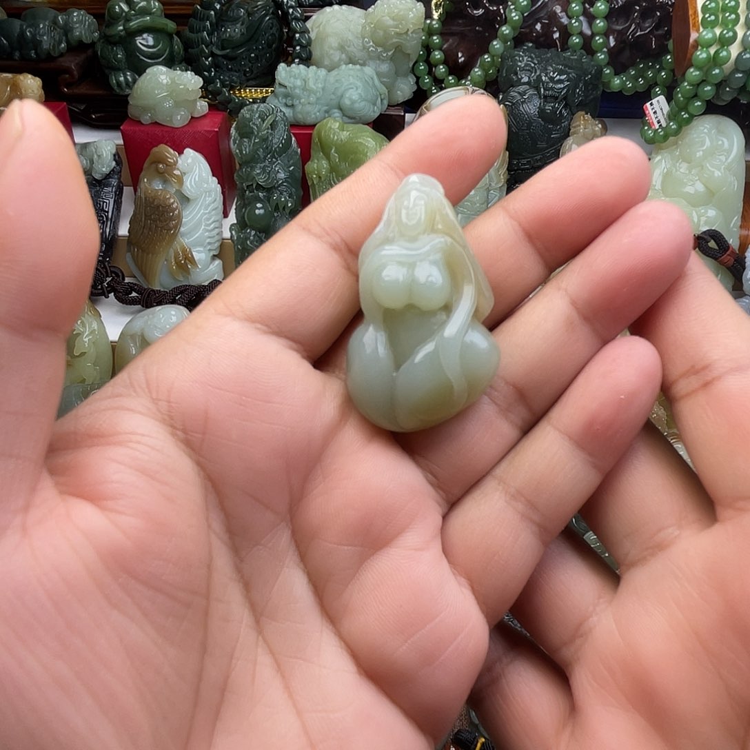 吊坠(不含链)未镶嵌和田玉奔****方