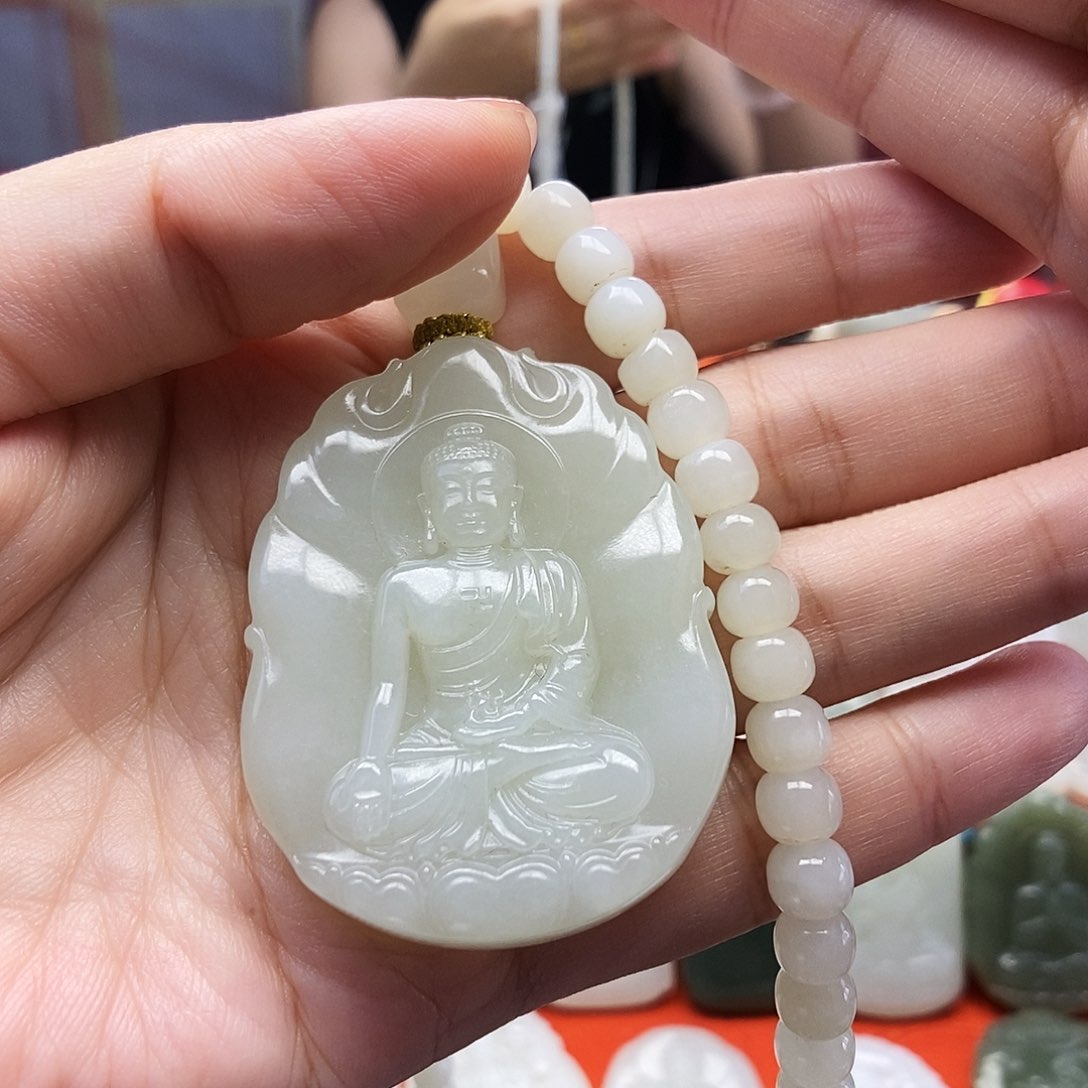 颈饰未镶嵌和田玉属狗属猪
