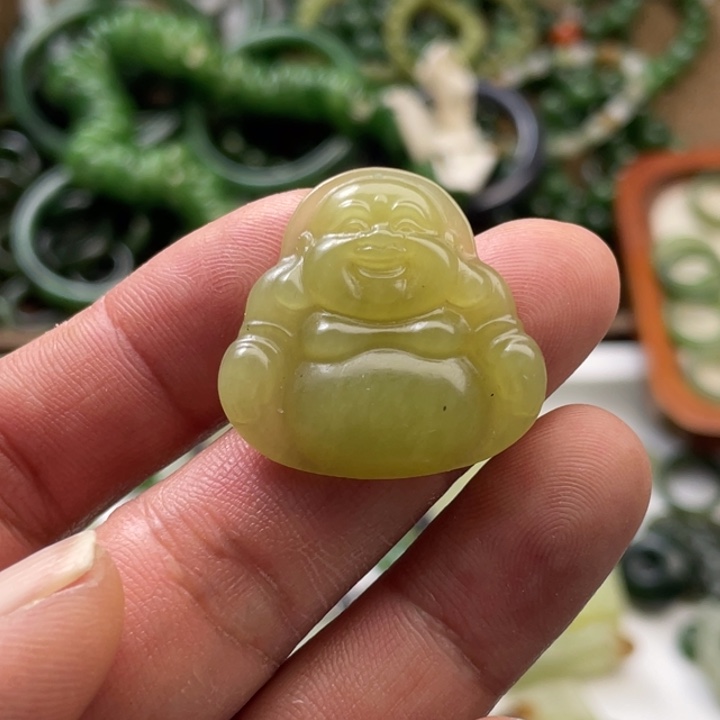 和田玉未镶嵌颈饰