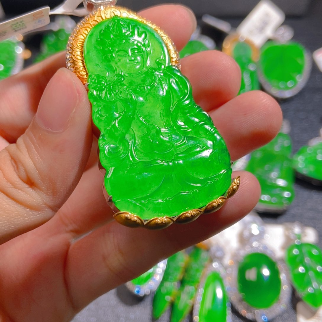 翡翠未镶嵌吊坠(不含链)