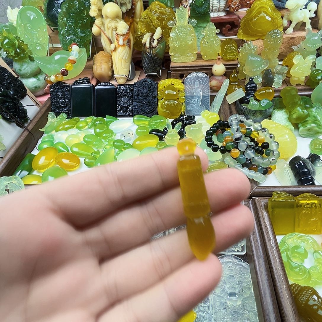 岫玉未镶嵌吊坠(不含链)