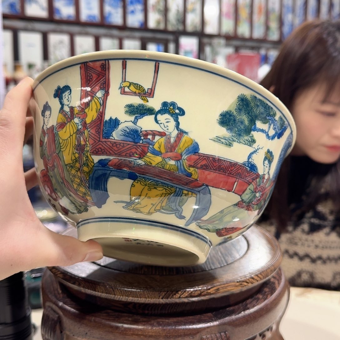 摆件瓷/////景德镇陶瓷瓷器。