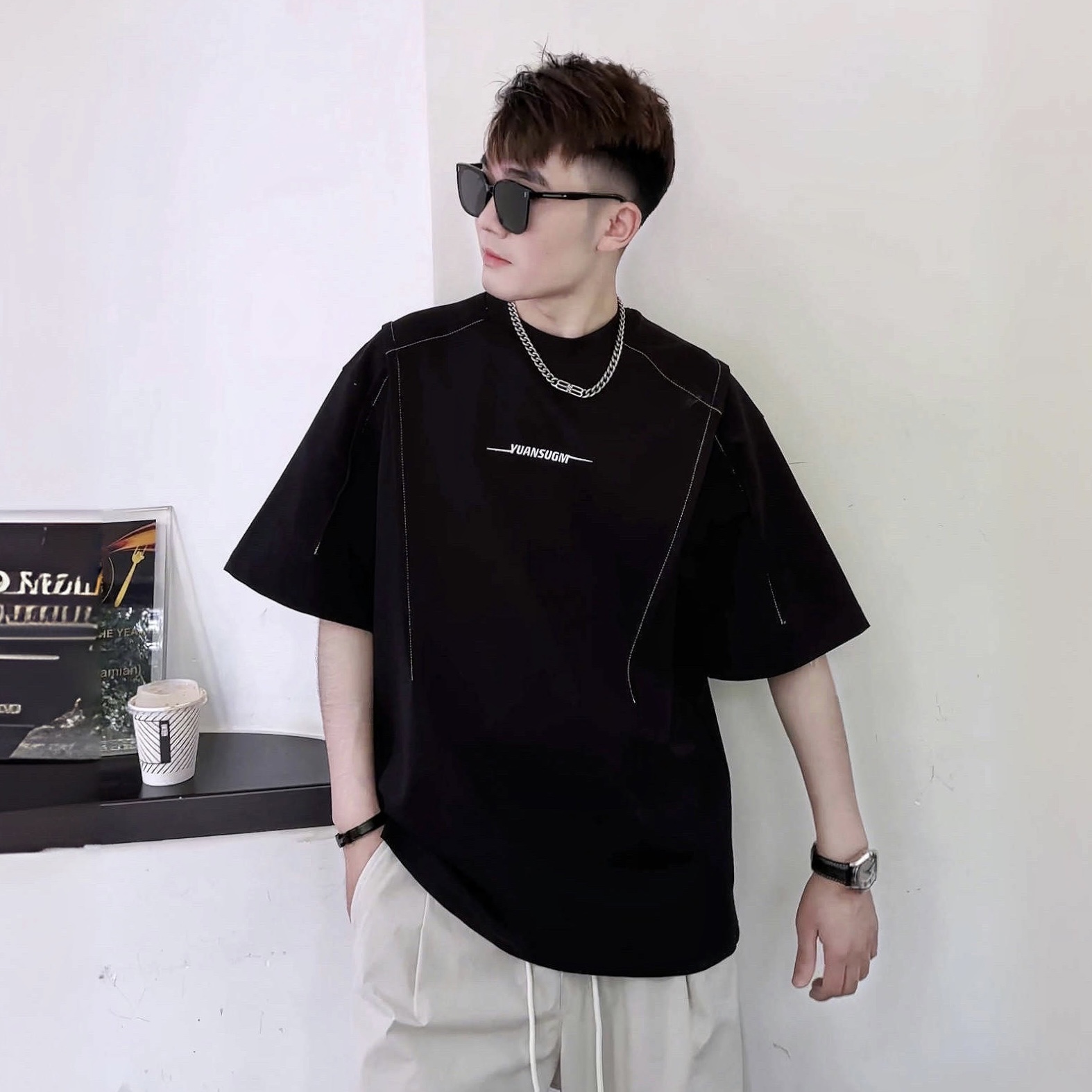 《亿抏男装》春夏新款时尚纯色百搭情侣休闲潮流时尚男女同款短袖