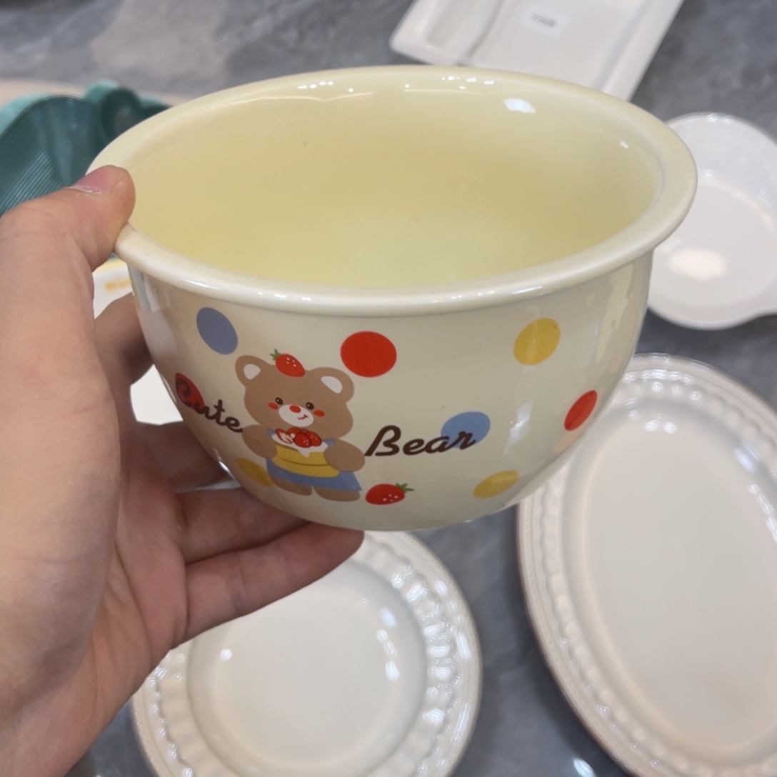 陶瓷微瑕餐具介意勿拍，满18飞！