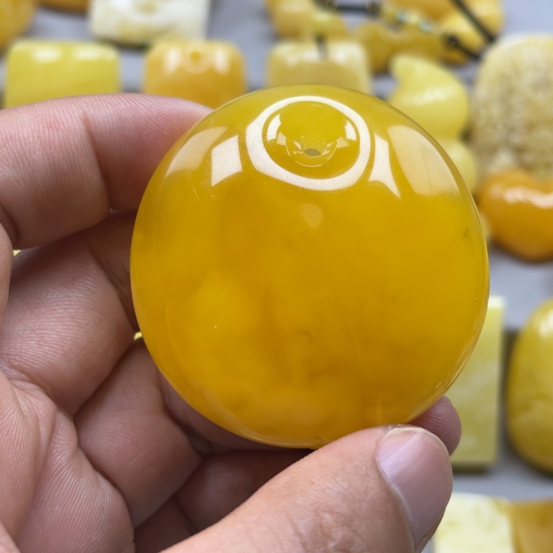 蜜蜡珠宝奇石未镶嵌