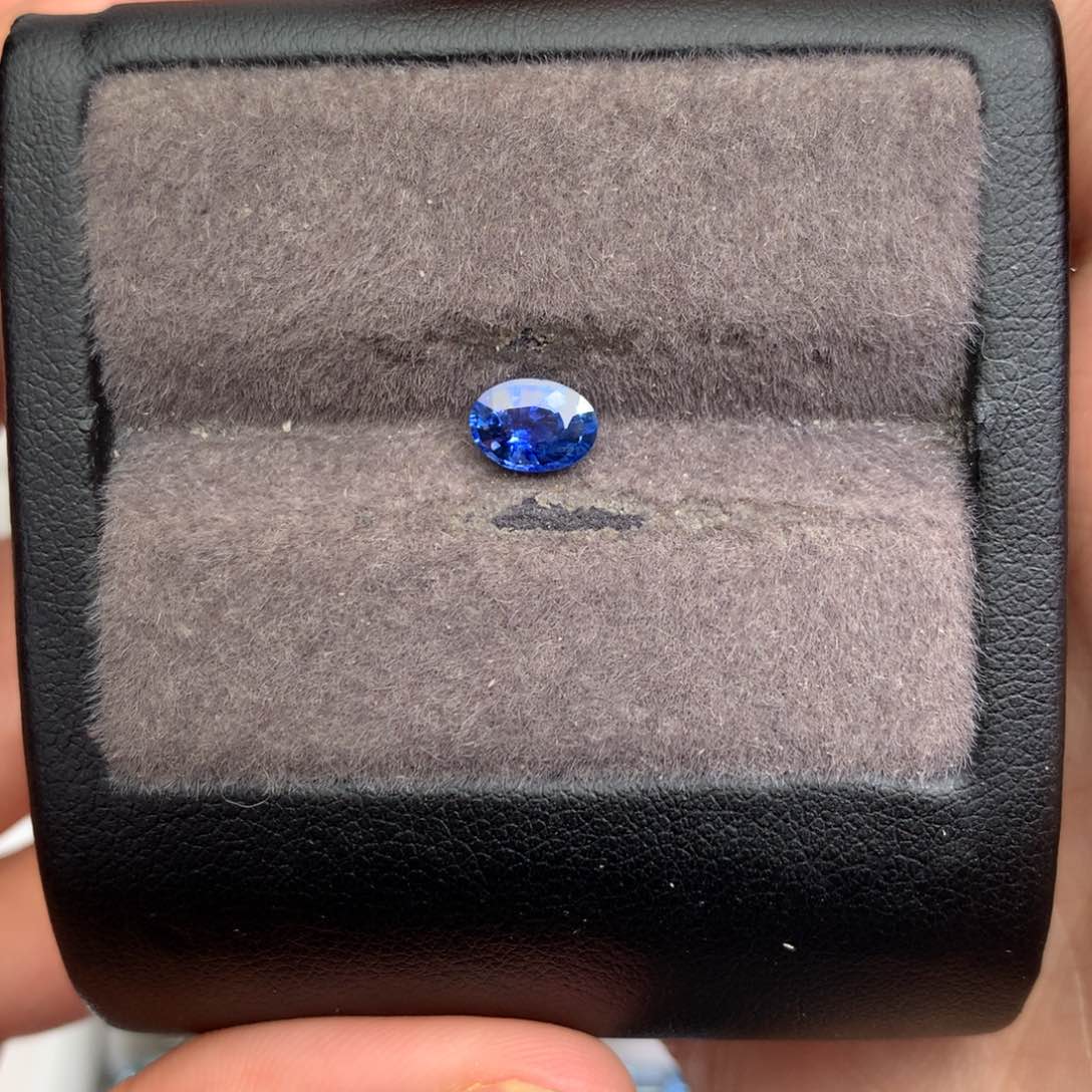 裸石蓝宝石0.89ct