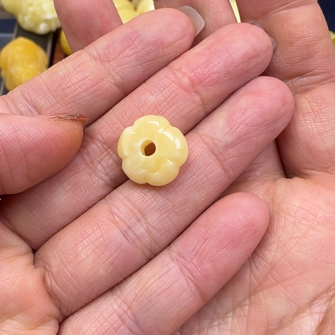蜜蜡颈饰未镶嵌天然蜜蜡