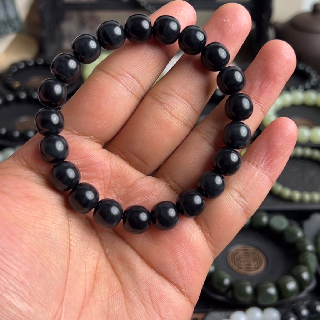 ****·和田玉未镶嵌手链