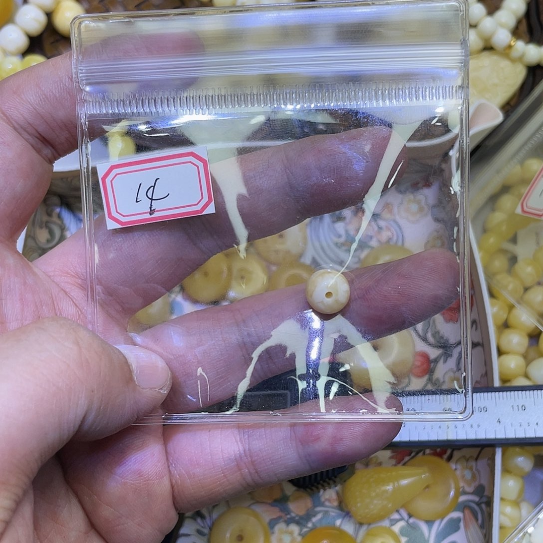 琥珀珠宝奇石未镶嵌9虎皮瑕疵