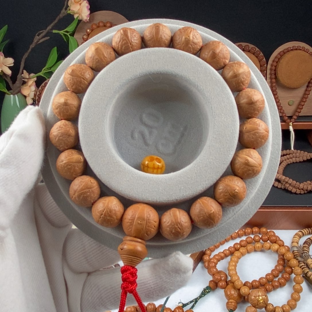 凤眼菩提手串新手体验款送小阿呆