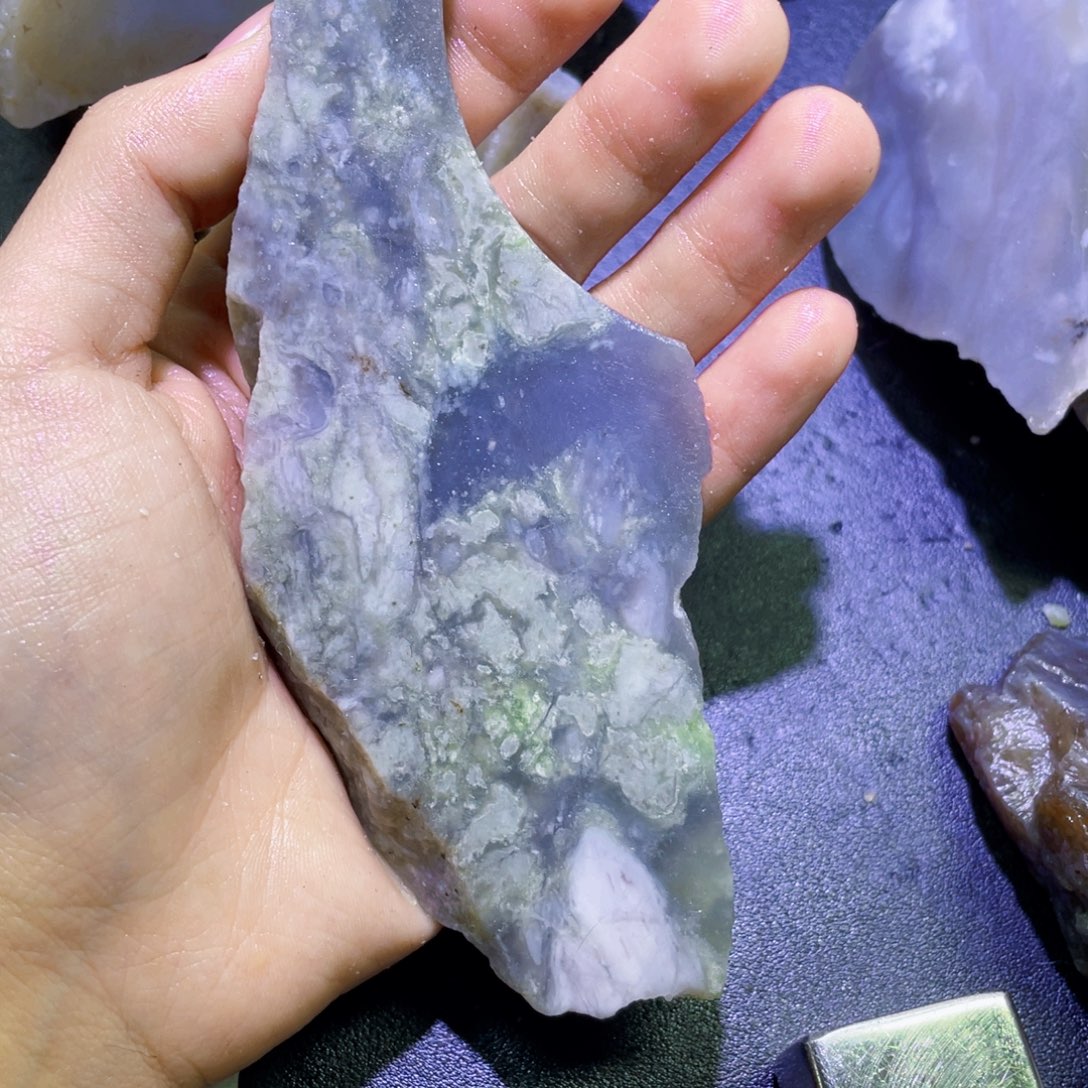 和田玉未镶嵌珠宝半成品