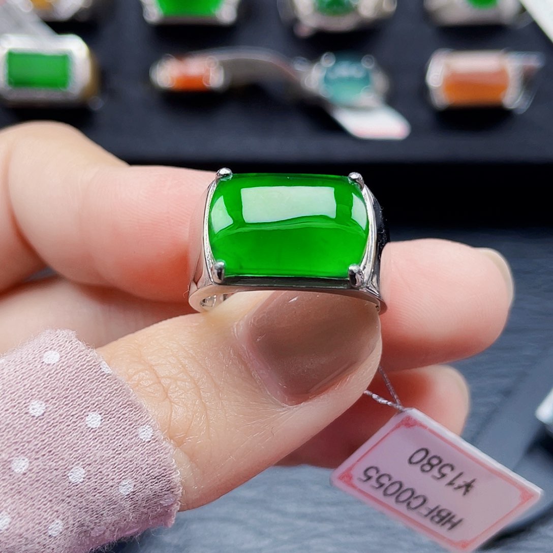翡翠戒指银S925镶嵌天然a货翡翠没运费险0055