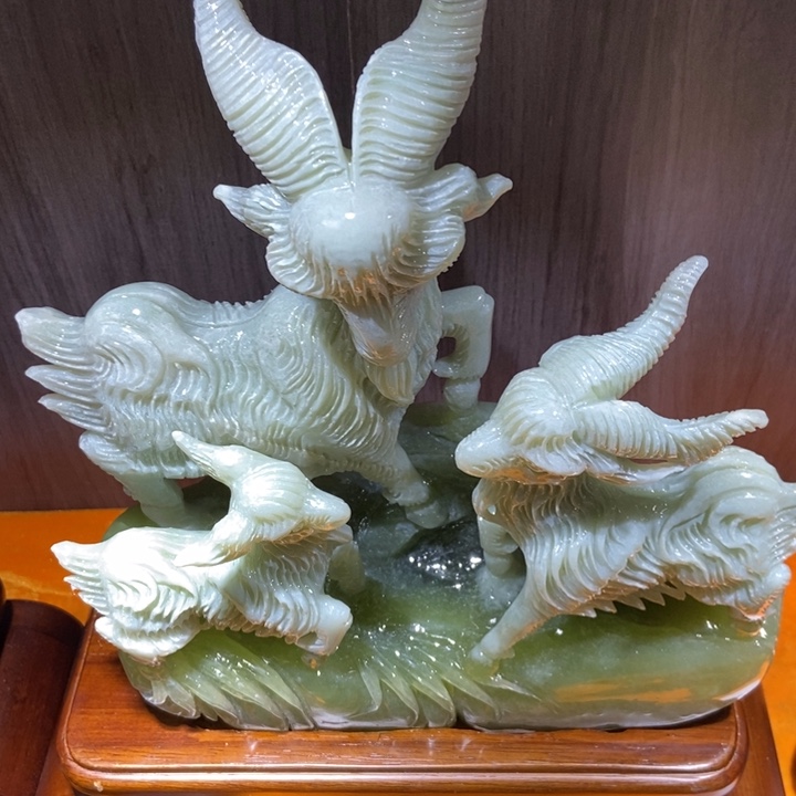 蛇纹石玉（覆膜）珠宝奇石合金