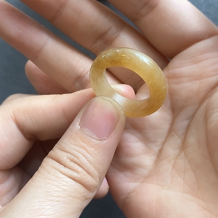 和田玉戒指未镶嵌霸*姐戒指