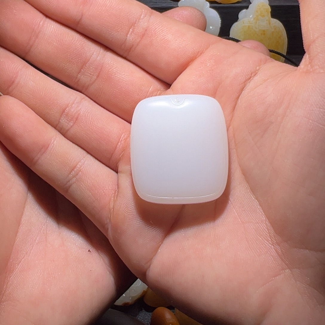 和田玉颈饰未镶嵌C***、