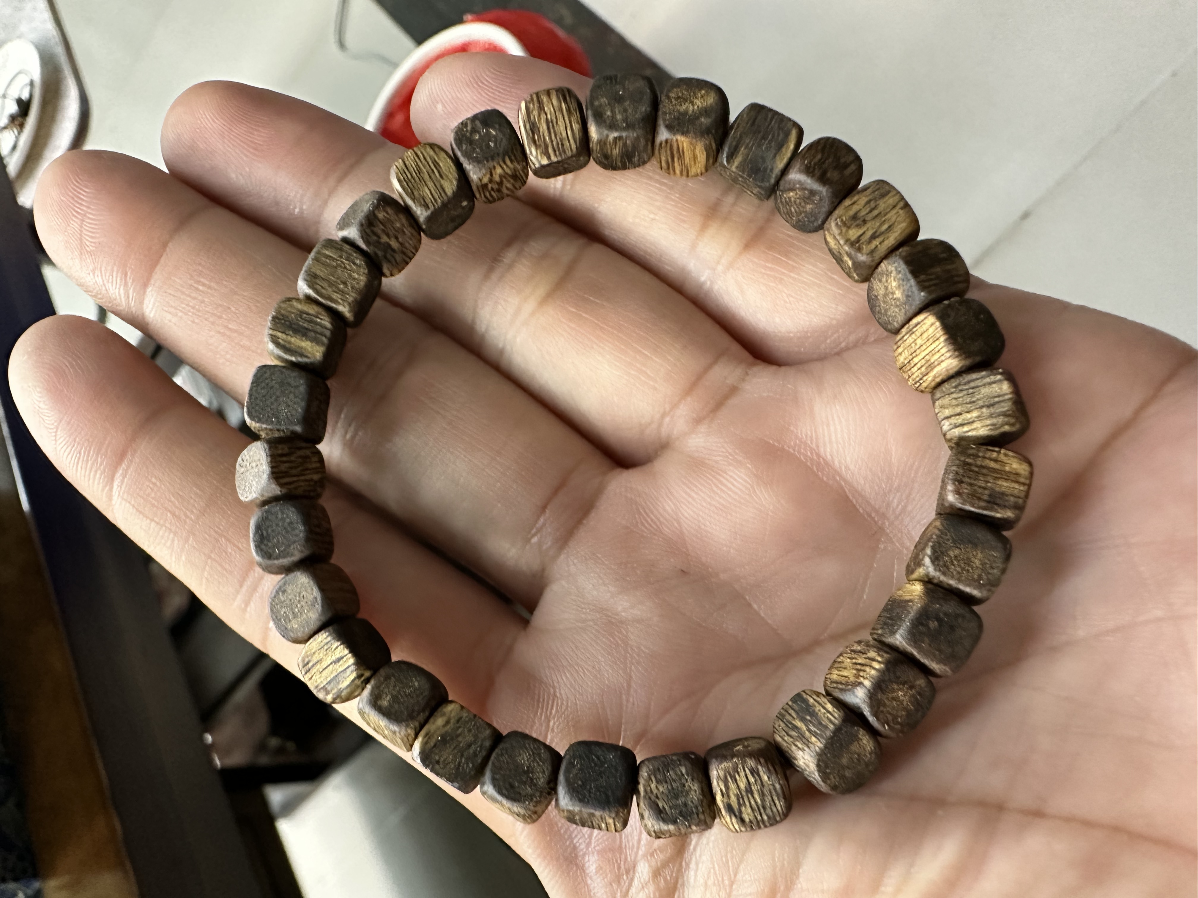 沉香奇楠卡6方珠9分沉  多样性发一以价格直播间为准