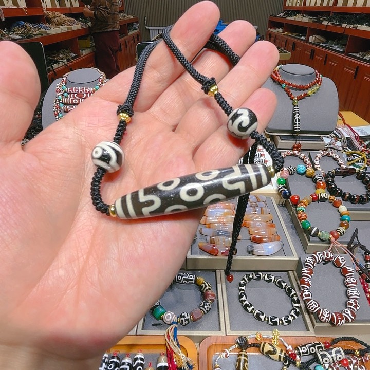 未镶嵌玛瑙/玉髓珠宝奇石