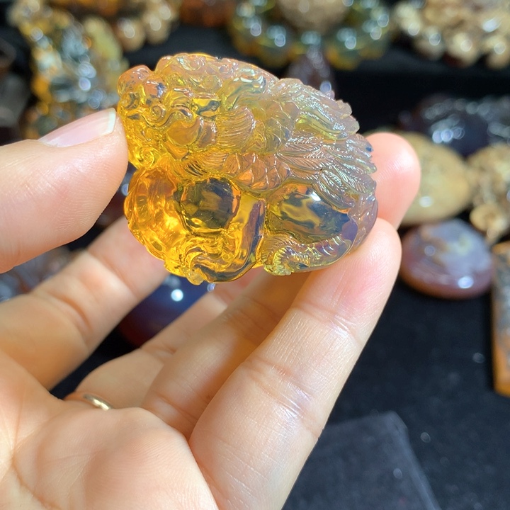 琥珀颈饰未镶嵌蓝珀飞天貔貅