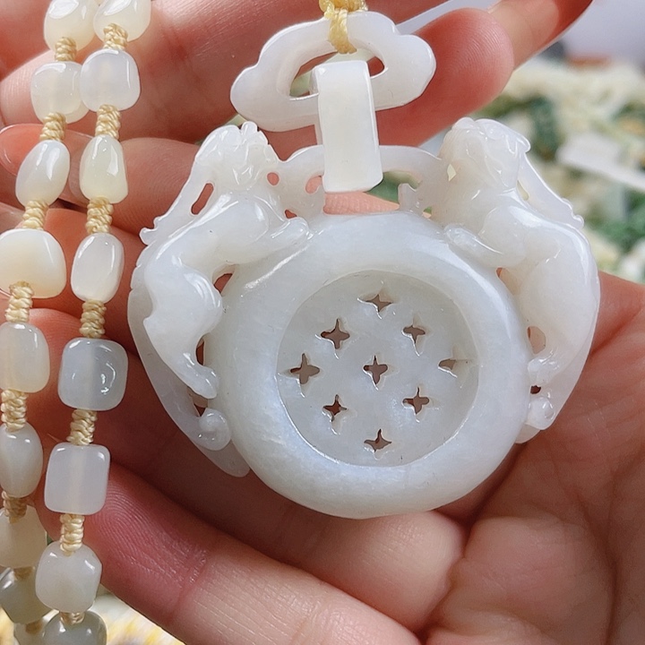 未镶嵌和田玉挂件