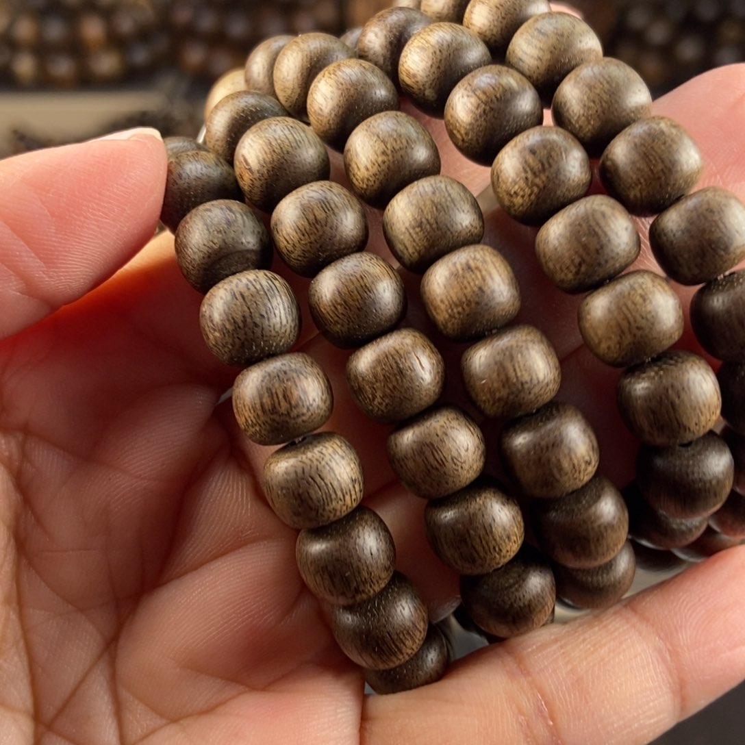 沉香手串友***业越南芽庄白棋楠