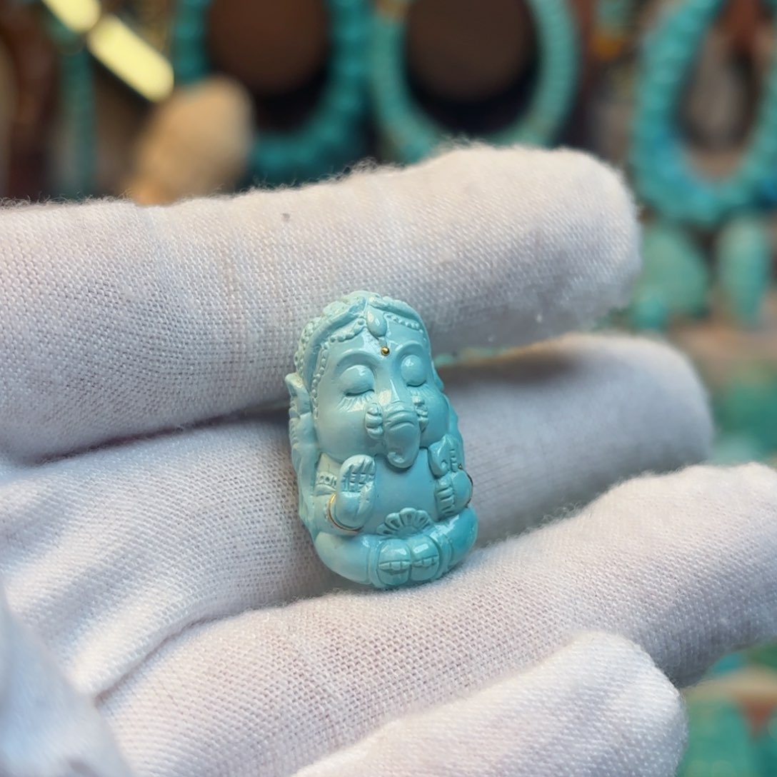 绿松石配饰未镶嵌