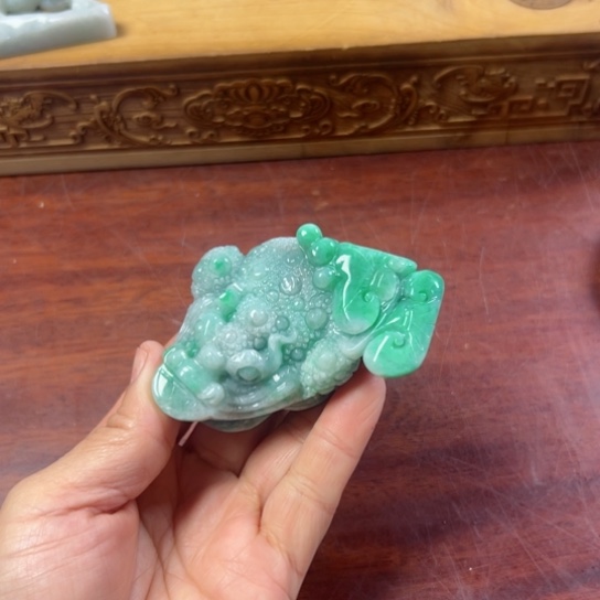 翡翠摆件未镶嵌翡翠