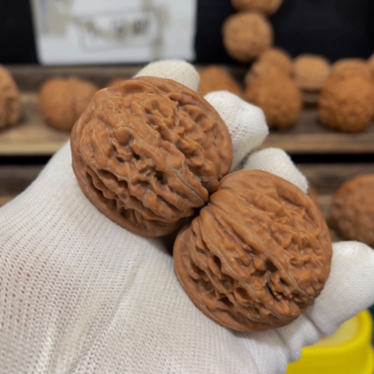 【闪购商品】核桃把件39尺寸楼子