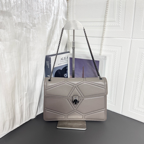 95新 BVLGARI/宝格丽 95新 灰色蛇头单肩包