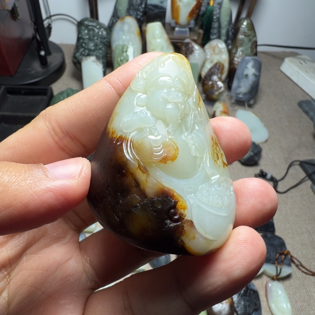 和田玉未镶嵌挂件财神