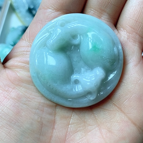 翡翠颈饰未镶嵌天然缅甸翡翠a货