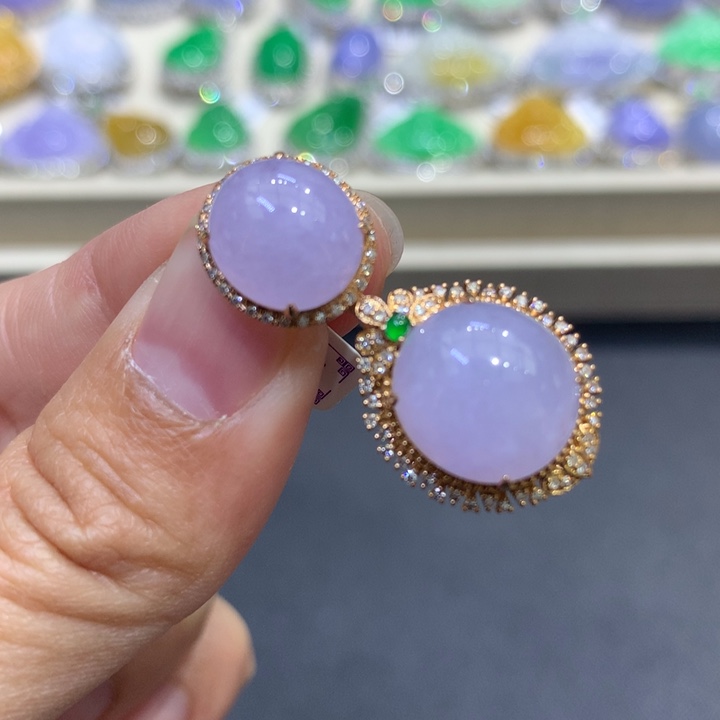 翡翠颈饰18K金镶嵌翡翠