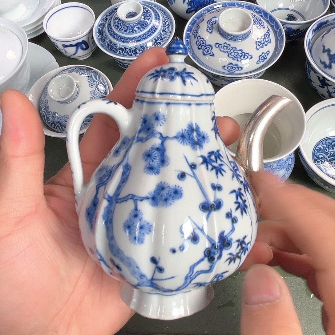 杯青花瓷器青花瓷器