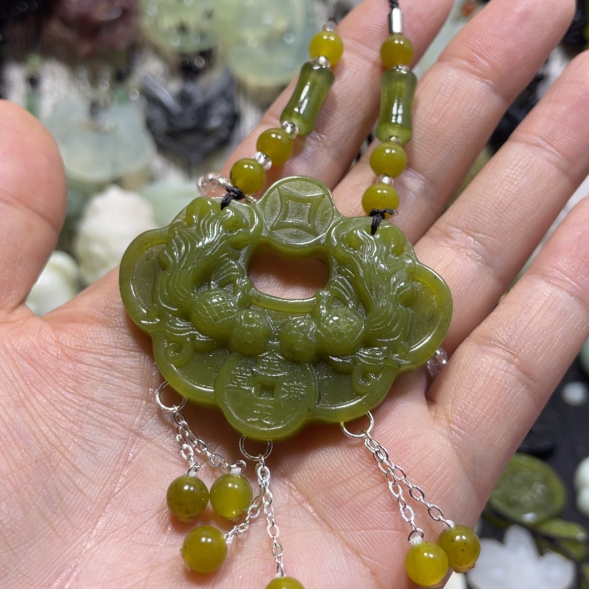 【闪购商品】岫玉颈饰未镶嵌69吊坠