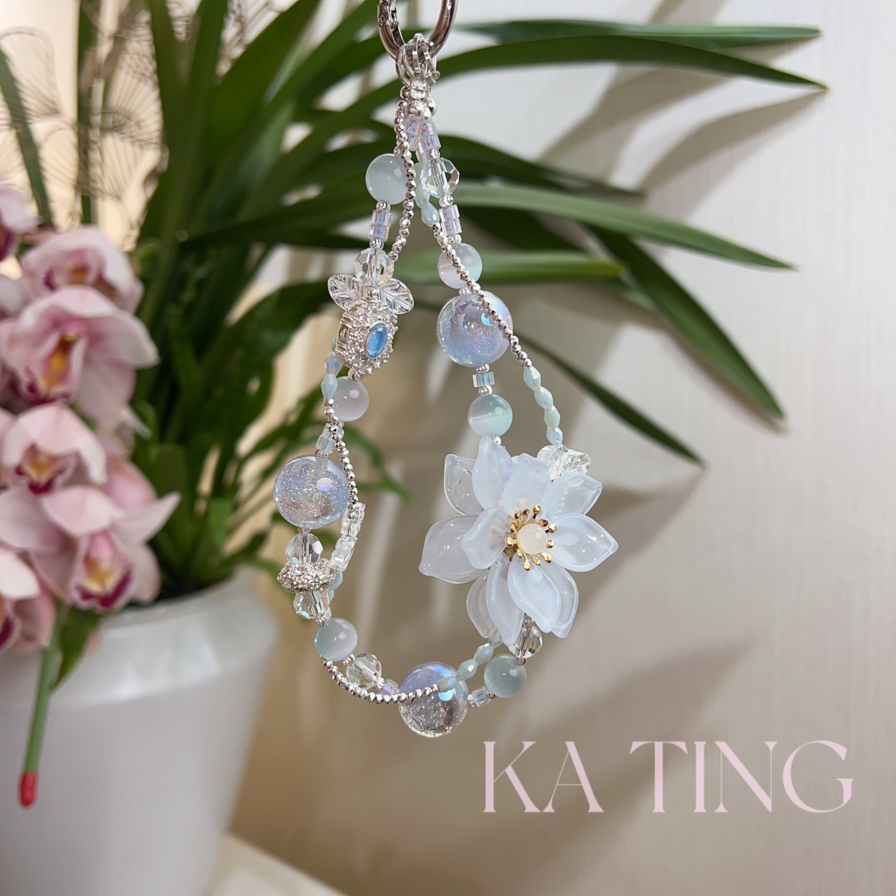 卡庭  尤米饰品精致百搭手机链  059