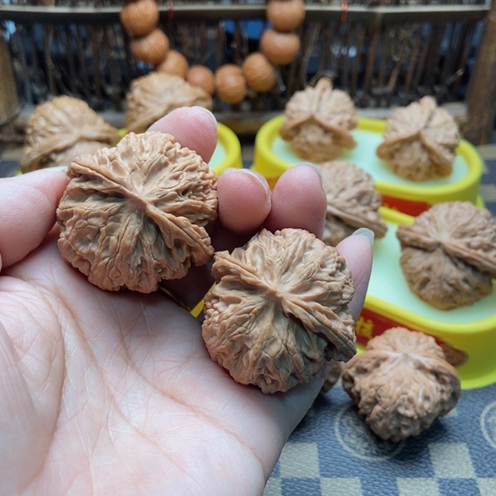 文玩核桃把件39苹果园