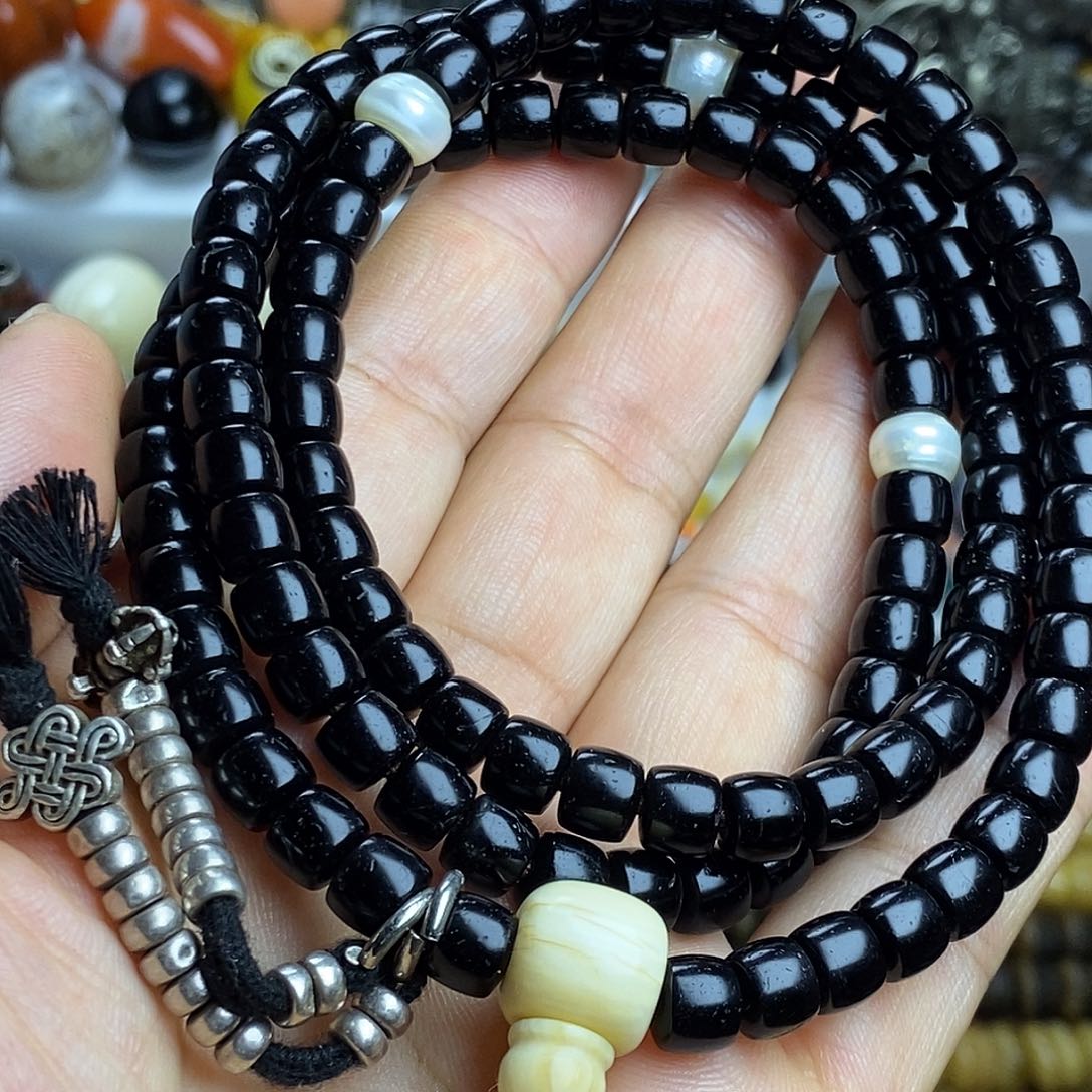 贝壳手串/手链……………………………………