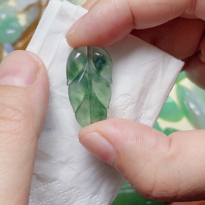 定制翡翠未镶嵌随行