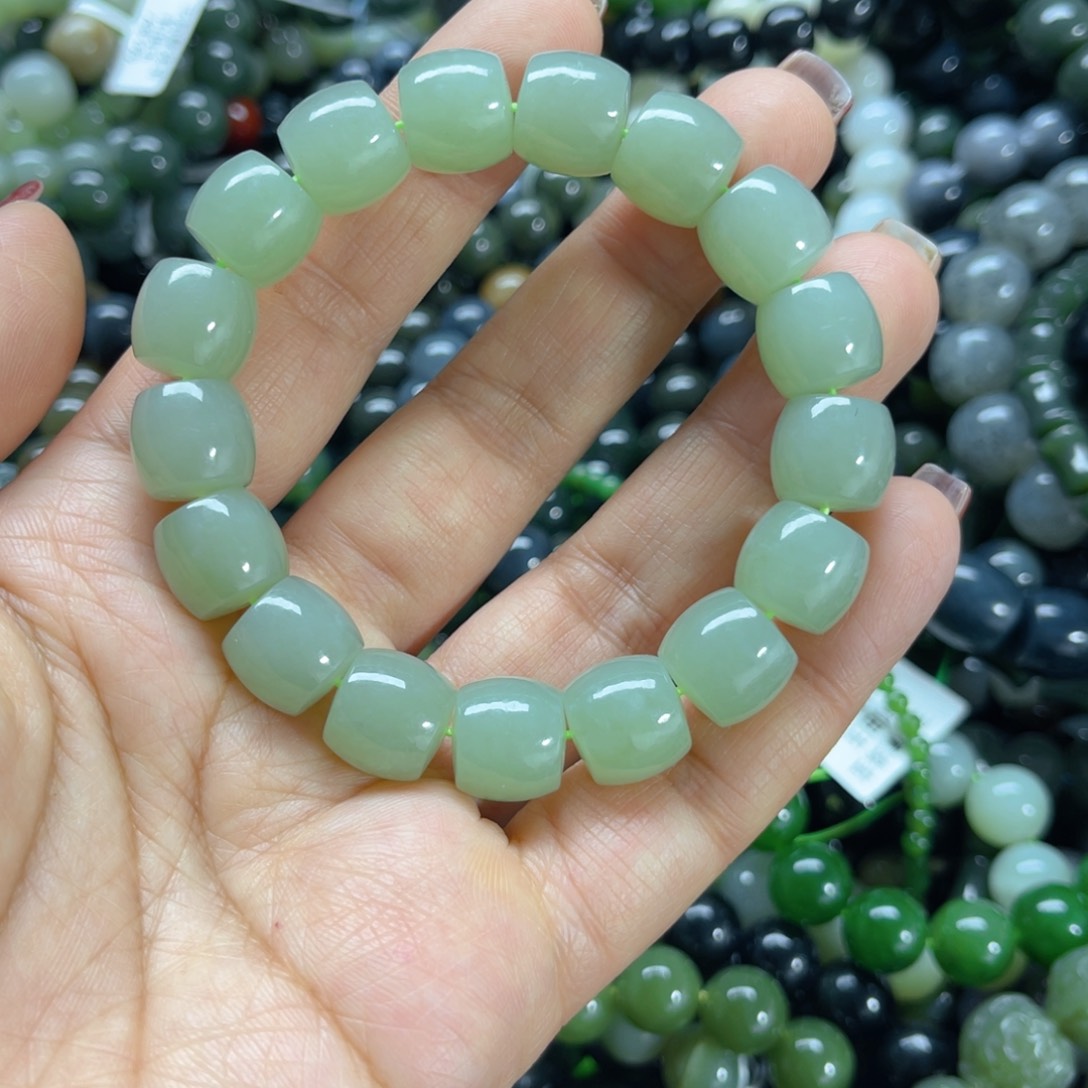 未镶嵌手链和田玉