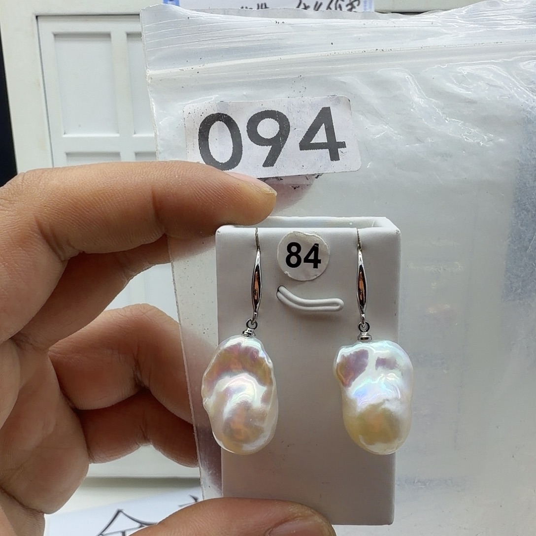 合金淡水珍珠颈饰