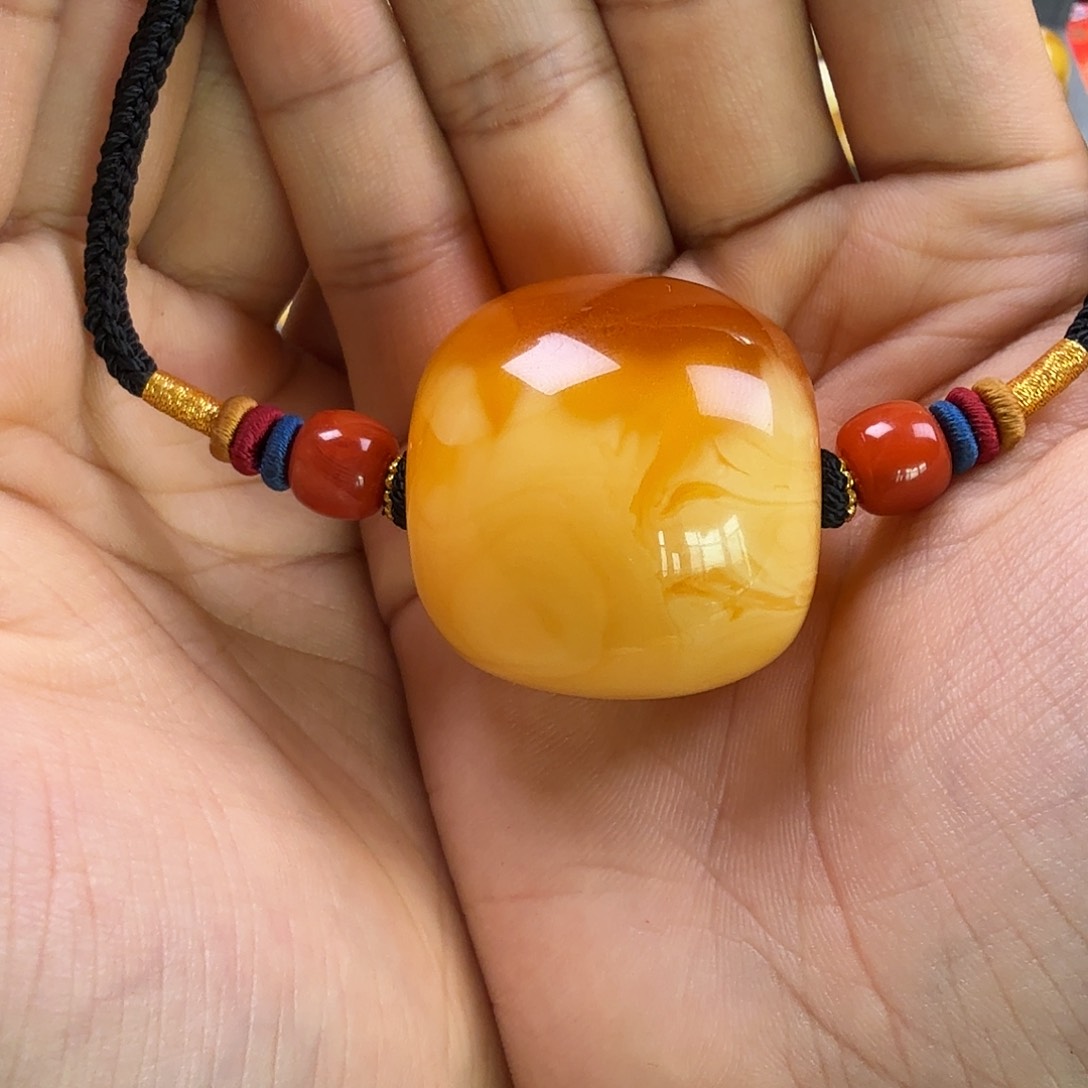 琥珀珠宝奇石未镶嵌8****诚