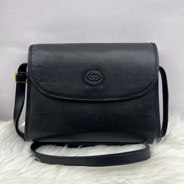 95新 GUCCI/古驰 古驰黑色斜挎邮差包3309