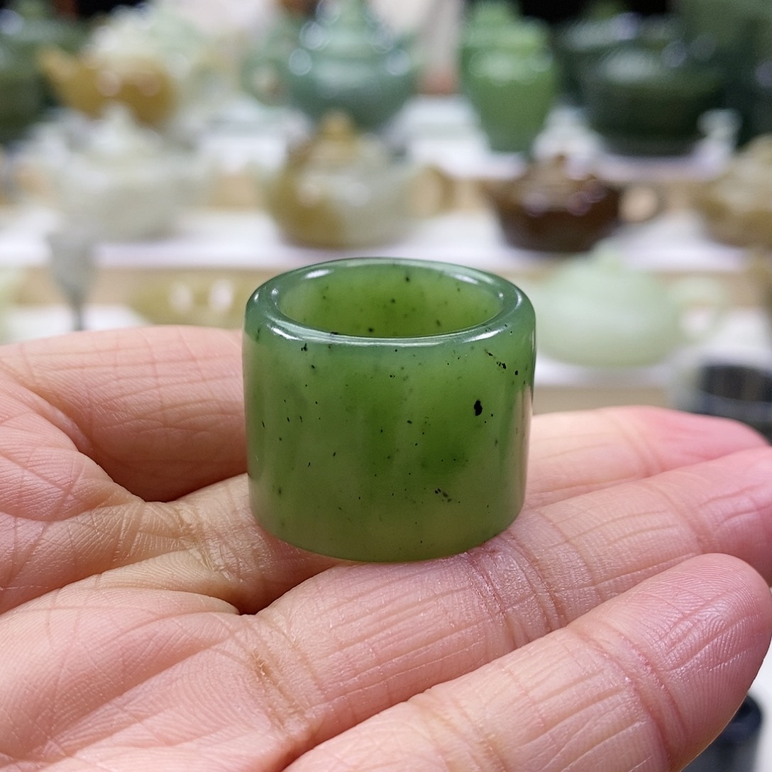 和田玉扳指未镶嵌18.3