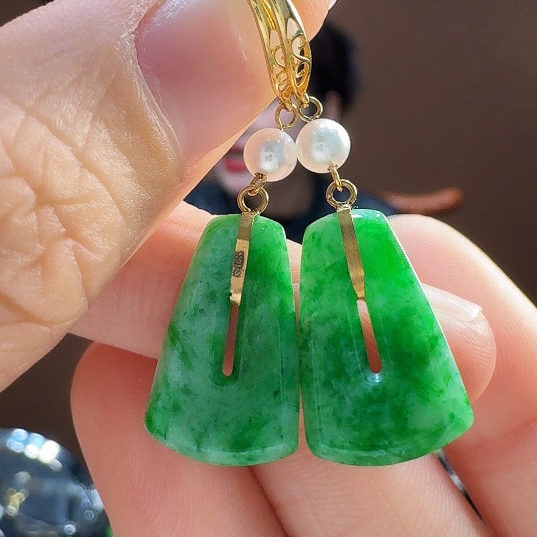 翡翠耳饰18K金镶嵌耳饰