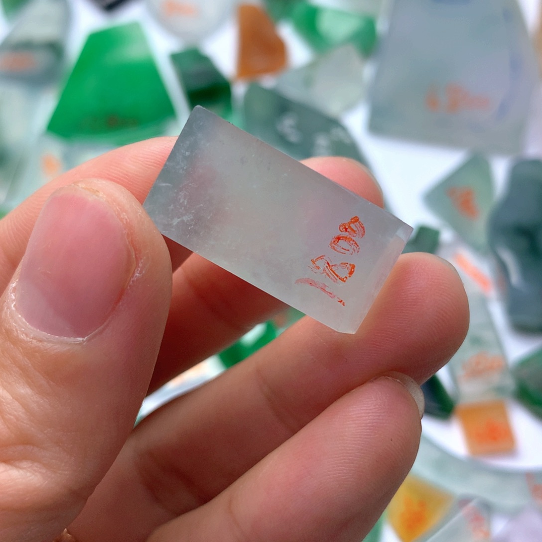 定制翡翠未镶嵌天然缅甸翡翠吊坠挂件